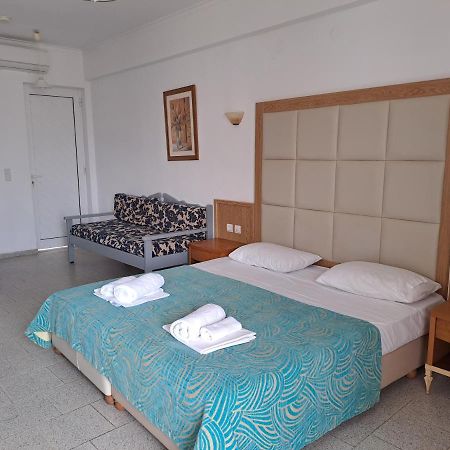 Haridimos Apartments Tavronitis Eksteriør billede