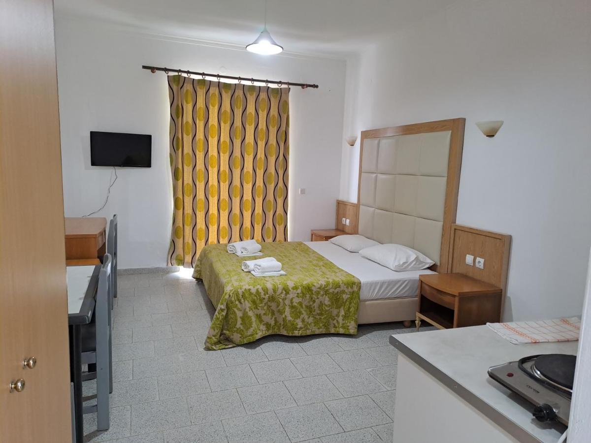 Haridimos Apartments Tavronitis Eksteriør billede
