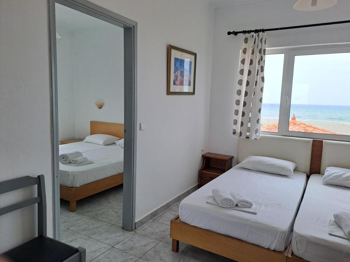 Haridimos Apartments Tavronitis Eksteriør billede