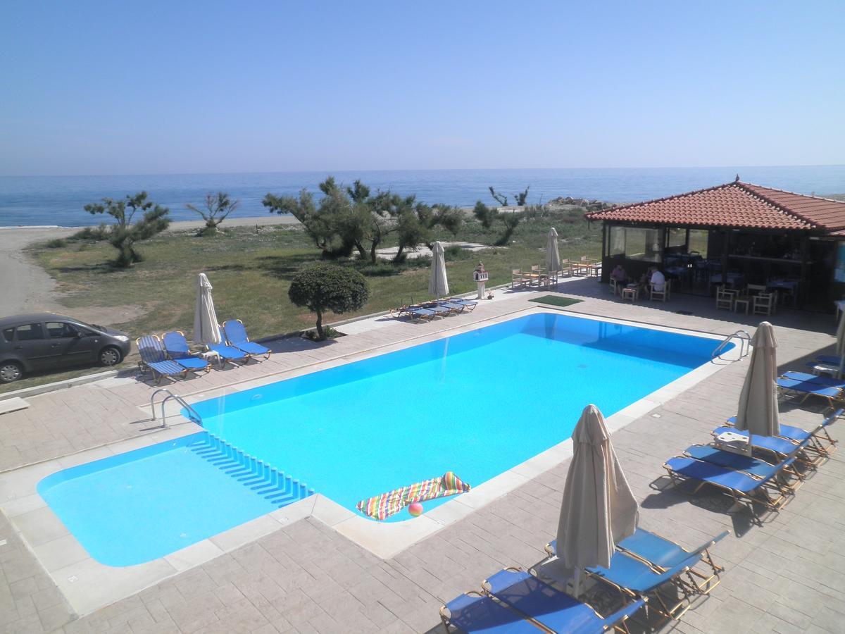 Haridimos Apartments Tavronitis Eksteriør billede